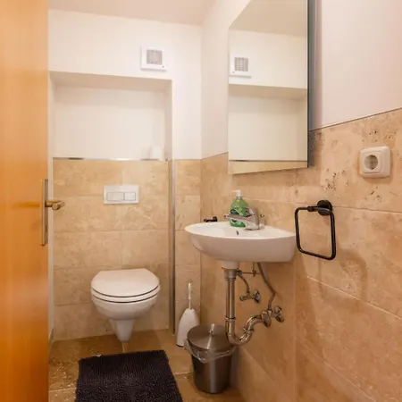 Apartment Am Rueckerlhof -alexi By Interhome
